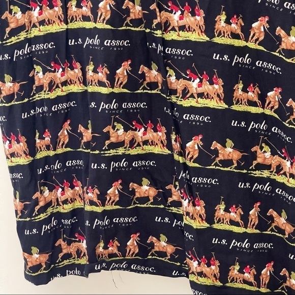 US polo men’s button shirt with great design size XL - Picture 9 of 10